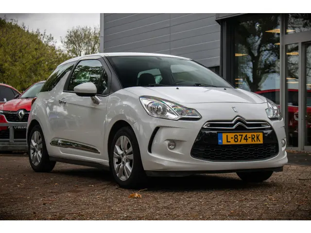 Citroën DS3 1.2 VTi Chic 2014 Benzine 13