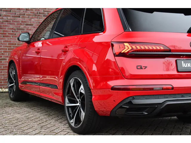 Audi Q7 55 TFSI e quattro S-Line 2021 Hybride Benzine 34