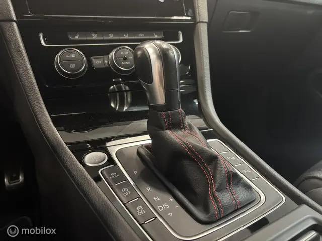 Volkswagen Golf 2.0 TSI GTI Performance 2019 Benzine 37