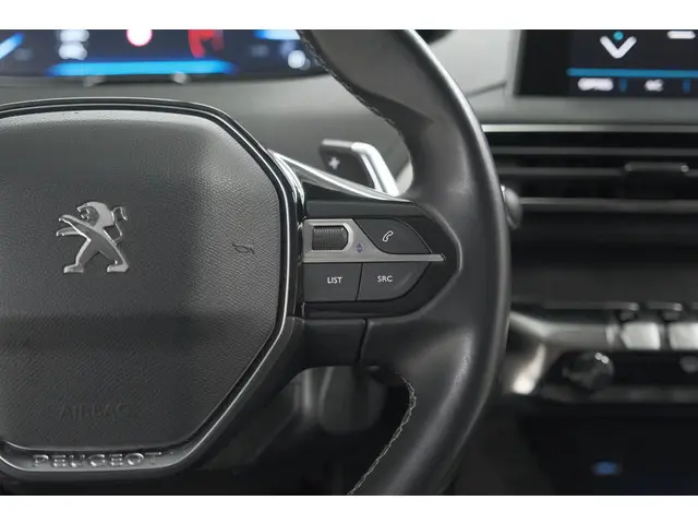 Peugeot 3008 PureTech 130 EAT8 GT Line 2019 Benzine 35