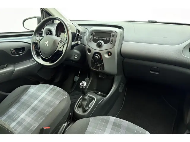 Peugeot 108 1.0 e-VTi Active 2020 Benzine 13