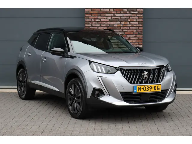 Peugeot 2008 1.2 PureTech GT Pack Aut8 | 2021 Benzine 3