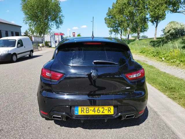 Renault Clio 1.6 R.S. Trophy ** 124.988 KM ** 2016 Benzine 5