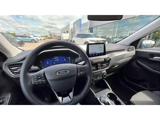 Ford Kuga 2.5 PHEV Titanium 2024 Hybride Benzine 21