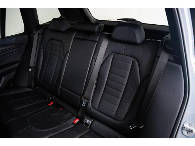 BMW X3 xDrive30e High Executive 2023 Hybride Benzine 33