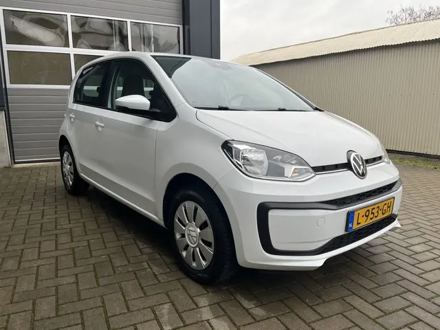 Volkswagen up! 1.0 2021 Benzine 4