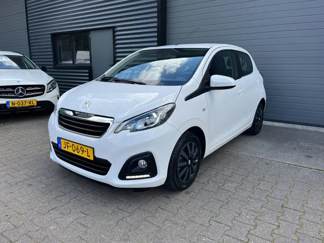 Peugeot 108 1.0 e-VTi Active AIRCO 2016 Benzine 2