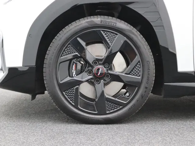 MINI Aceman SE 2025 Elektrisch 9