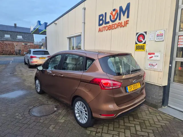 Ford B-MAX 1.0 EcoBoost Titanium 2013 Benzine 4