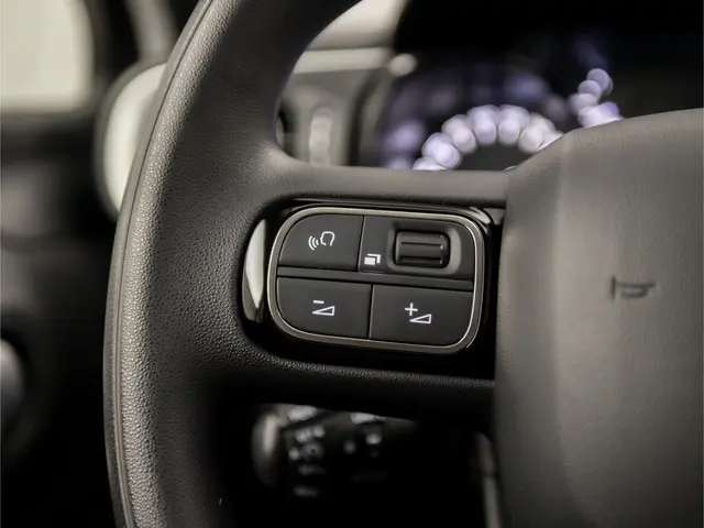 Citroën C3 1.2 PureTech Shine Sport 2018 Benzine 16