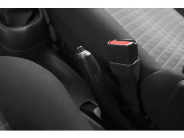 Peugeot 108 1.0 e-VTi Active 2021 Benzine 34