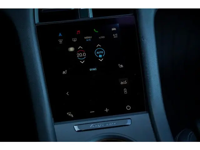 Porsche Taycan Performance 84 kWh 2021 Elektrisch 44