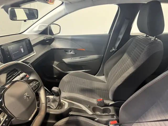 Peugeot 208 1.2 PureTech Active 2021 Benzine 23