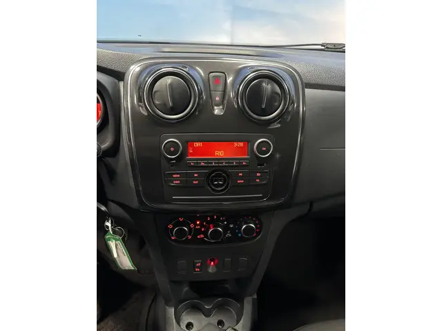 Dacia Sandero 1.0 SCe Laureate airco | Cruise 2019 Benzine 4