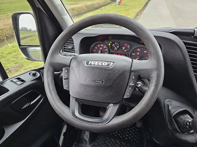 Iveco Daily 35C14 2018 Diesel 9