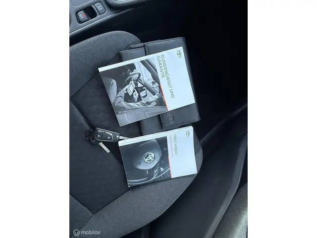 Toyota Yaris 1.5 Hybrid Dynamic 2021 Hybride Benzine 13