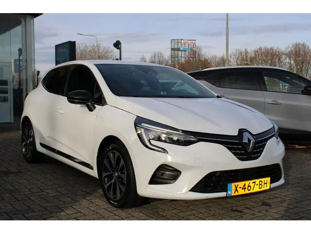 Renault Clio TCe 90 Techno 2023 Benzine 2
