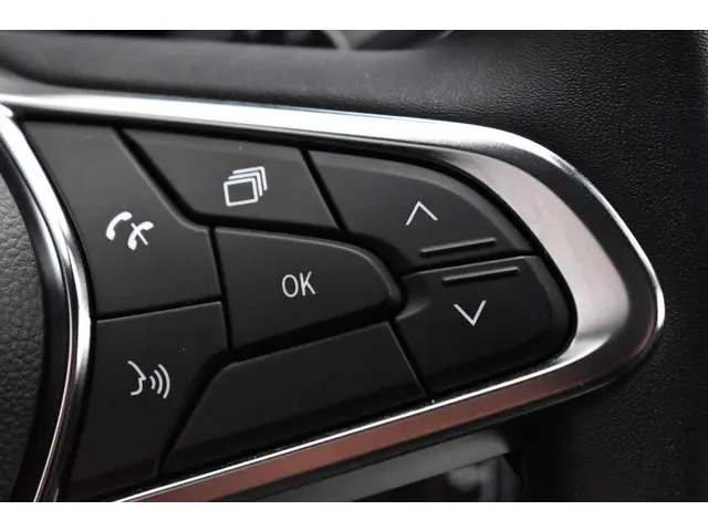 Renault Captur TCe 140 EDC Intens 2022 Benzine 21