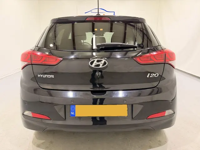 Hyundai i20 I-20 1.2 Premium Passion Navi 2018 Benzine 5