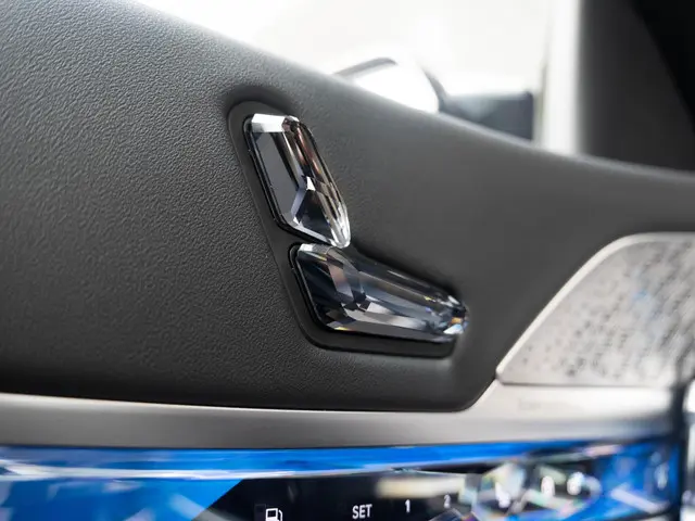 BMW 7 Serie Sedan M760e 2024 Hybride Benzine 27