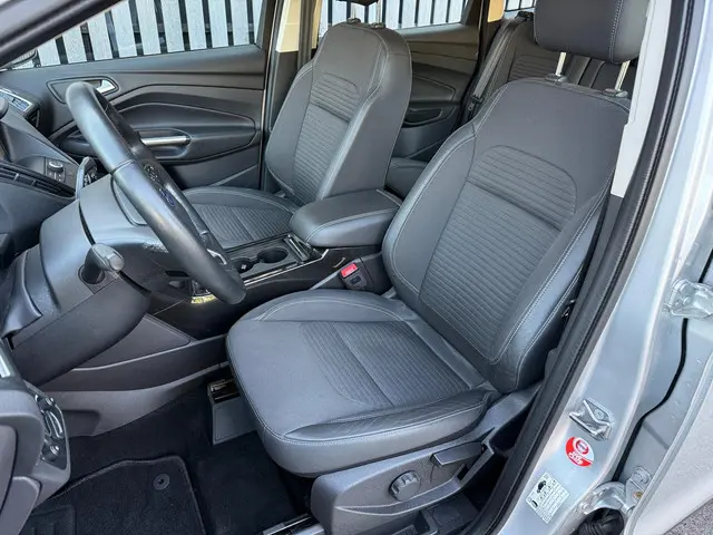 Ford Kuga 1.5 Titanium - Automaat 2019 Benzine 4