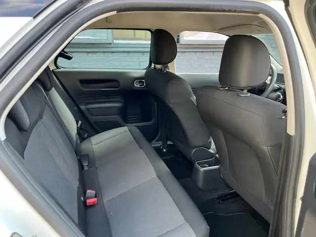 Citroën C4 Cactus 1.2 PureTech Feel 2018 Benzine 7