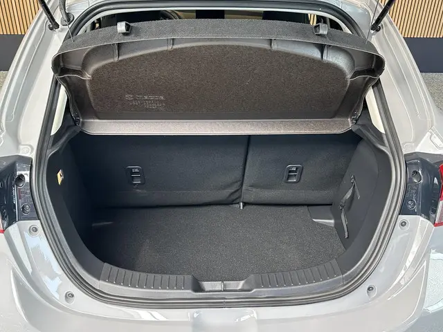 Mazda 2 1.5 SkyActiv-G 90 Homura 2024 Benzine 11
