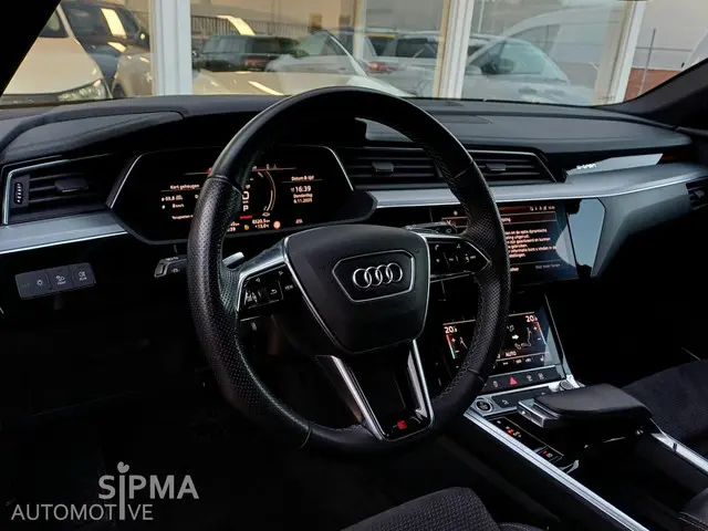 Audi e-tron Quattro S-Line/71kWh/56dkm/50 2021 Elektrisch 6