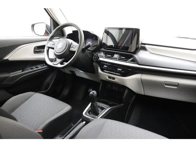 Suzuki Swift 1.2 Style Smart Hybrid 2025 Benzine 3