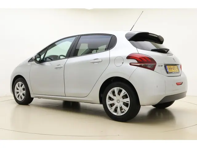 Peugeot 208 1.2 PureTech Urban Soul 2015 Benzine 12