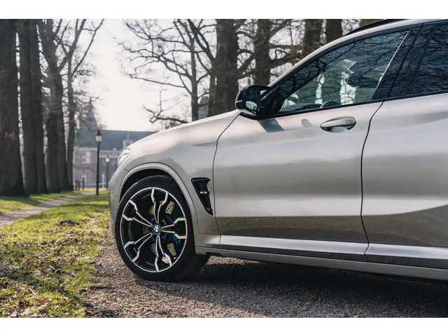 BMW X4 M Competition 2020 Benzine 11
