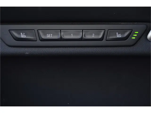 BMW 7 Serie 745e High Executive 2019 Hybride Benzine 17