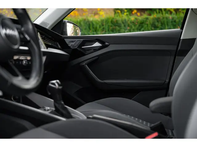 Audi A1 Sportback 35 TFSI S Line 2019 Benzine 20