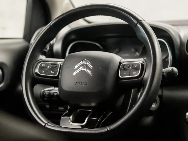 Citroën C3 Aircross 1.2 PureTech S&S Shine 2019 Benzine 18