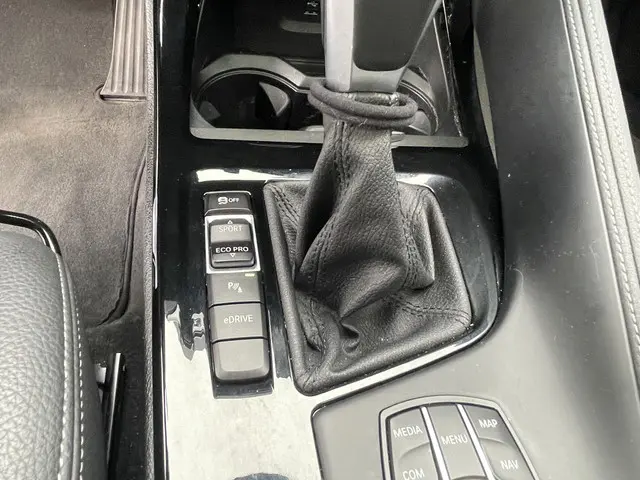 BMW X1 xDrive25e eDrive Edition 2021 Hybride Benzine 21