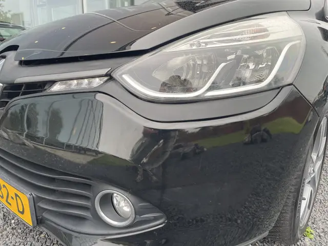 Renault Clio Estate 0.9 TCe Night&Day 2015 Benzine 25