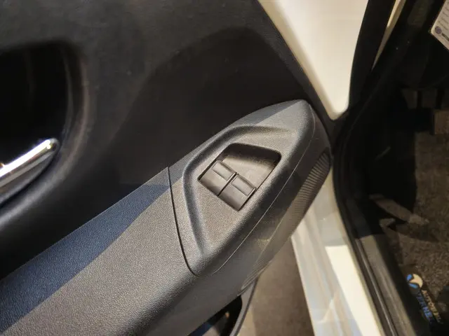 Peugeot 108 1.2 Puretech Allure TOP! 2015 Benzine 14