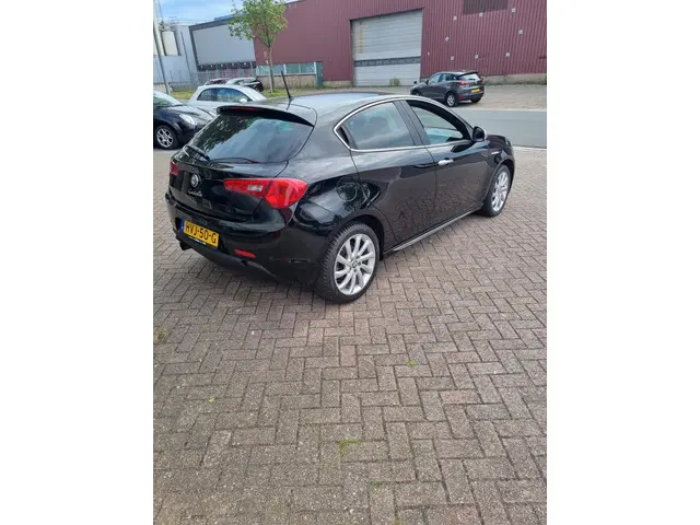 Alfa Romeo Giulietta 1.4 T Distinctive 2012 Benzine 3