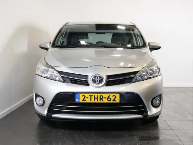 Toyota Verso 1.8 VVT-i Aspiration 2013 Benzine 4