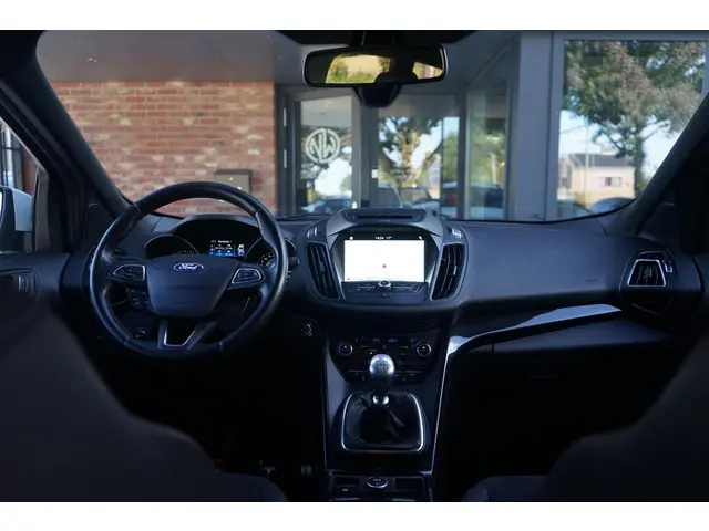 Ford Kuga 1.5 EcoBoost ST Line 2018 Benzine 35