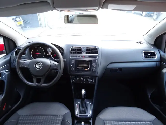 Volkswagen Polo 1.4 TDI Comfortline Automaat 2015 Diesel 11