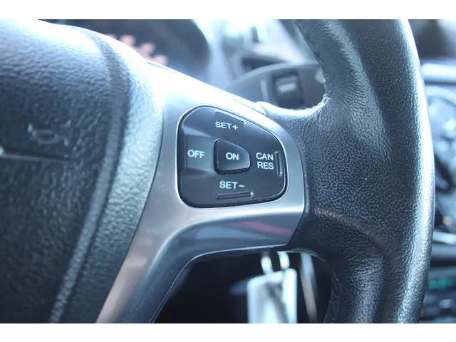 Ford B-MAX 1.0 EcoBoost 126 Pk Titanium 2018 Benzine 16