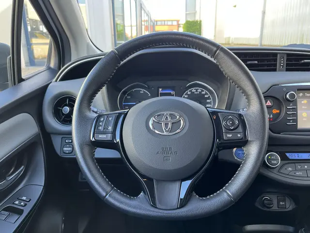 Toyota Yaris 1.5 Hybrid Active 2019 Hybride Benzine 28