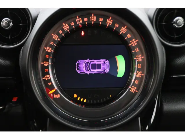 MINI Countryman Mini 1.6 Cooper S Pepper 2016 Benzine 41