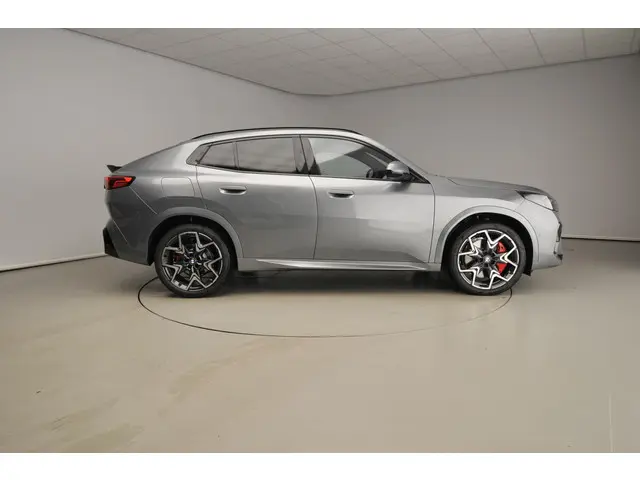 BMW X2 sDrive 20i 2026 Benzine 4