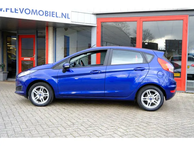 Ford Fiesta 1.0 Style 5-dsrs Navi|Airco|LMV 2015 Benzine 23