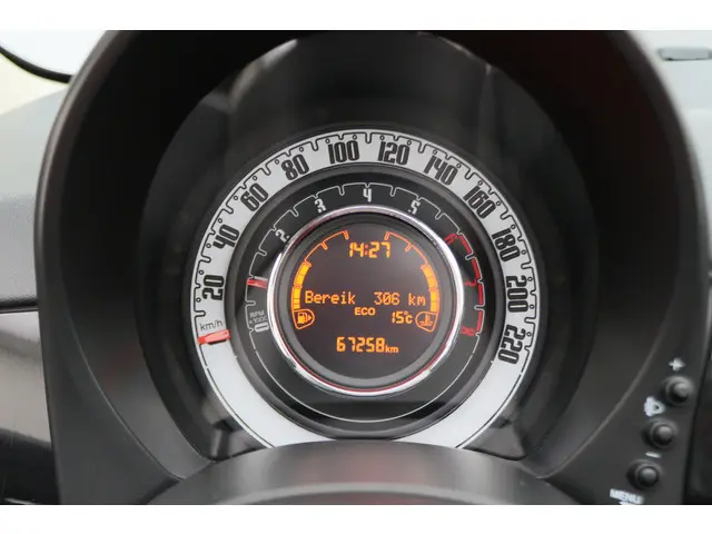 Fiat 500C 0.9 TwinAir Turbo Lounge 2017 Benzine 4