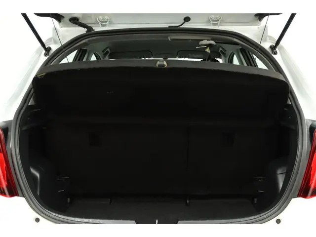 Toyota Yaris 1.0 VVT-i Comfort 2015 Benzine 23