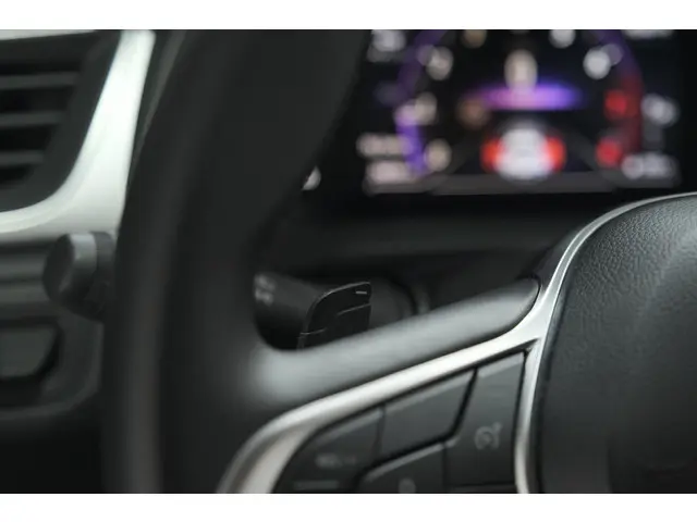 Renault Captur Mild Hybrid 140 EDC Techno 2023 Benzine 35