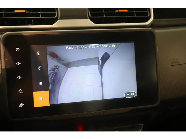 Dacia Duster 1.3 TCe 150 Journey EDC 2023 Benzine 27